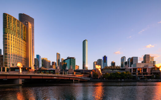 クィーンズブリッジ：メルボルンのシンボルタワーとなる物件